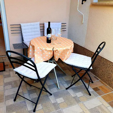 Andreja Apartment *